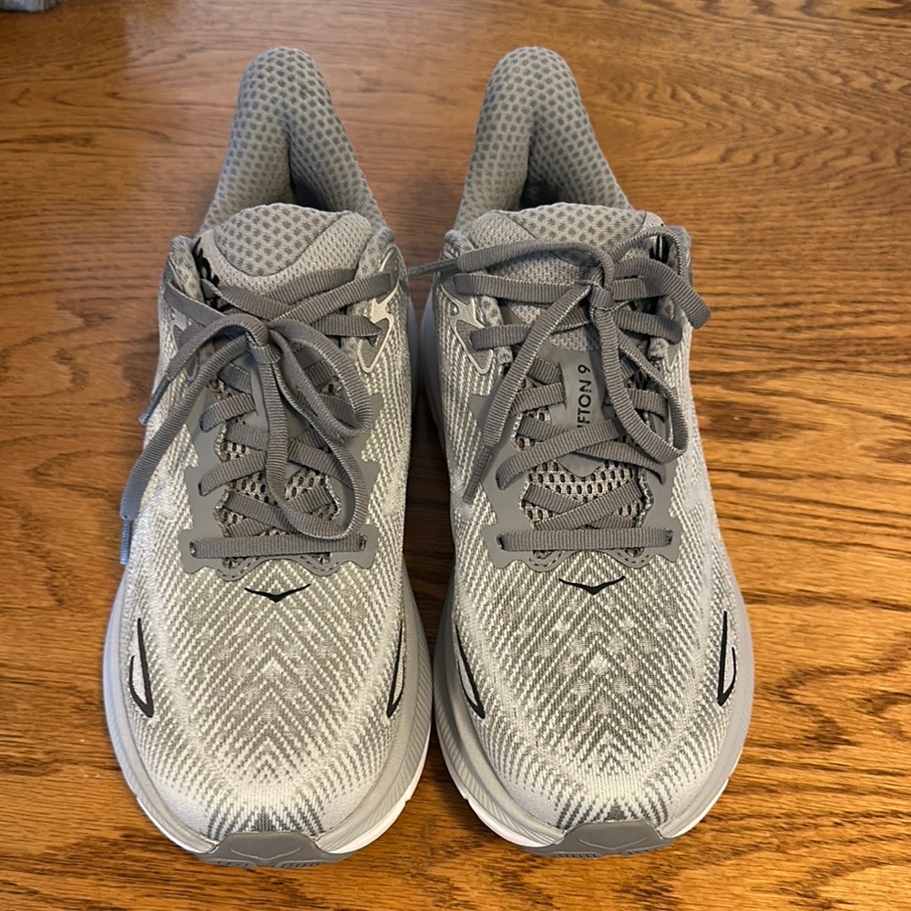 Men's Gray Hoka Clifton 9. Size 8 men's sneakers
